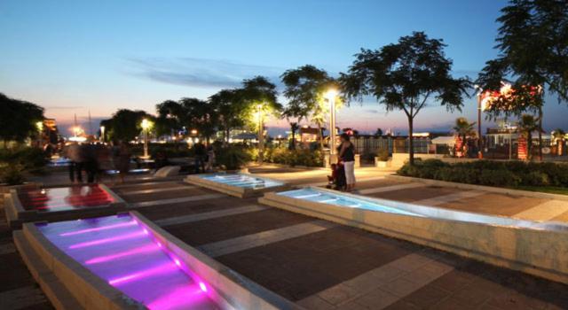 The Twins 1 Luxury Ceccarini - Lungomare Parcheggio Privato Villa Riccione