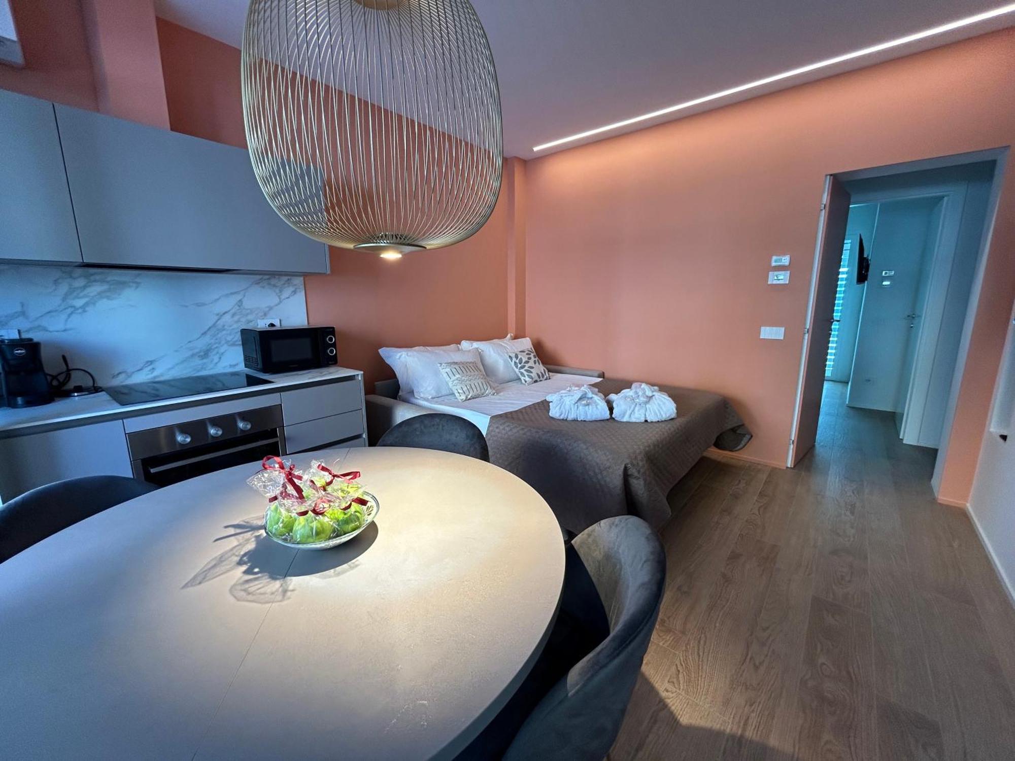 The Twins 1 Luxury Ceccarini - Lungomare Parcheggio Privato Riccione