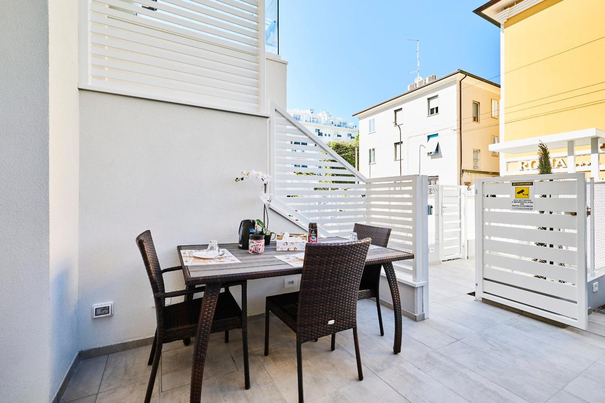 Villa The Twins 1 Luxury Ceccarini - Lungomare Parcheggio Privato