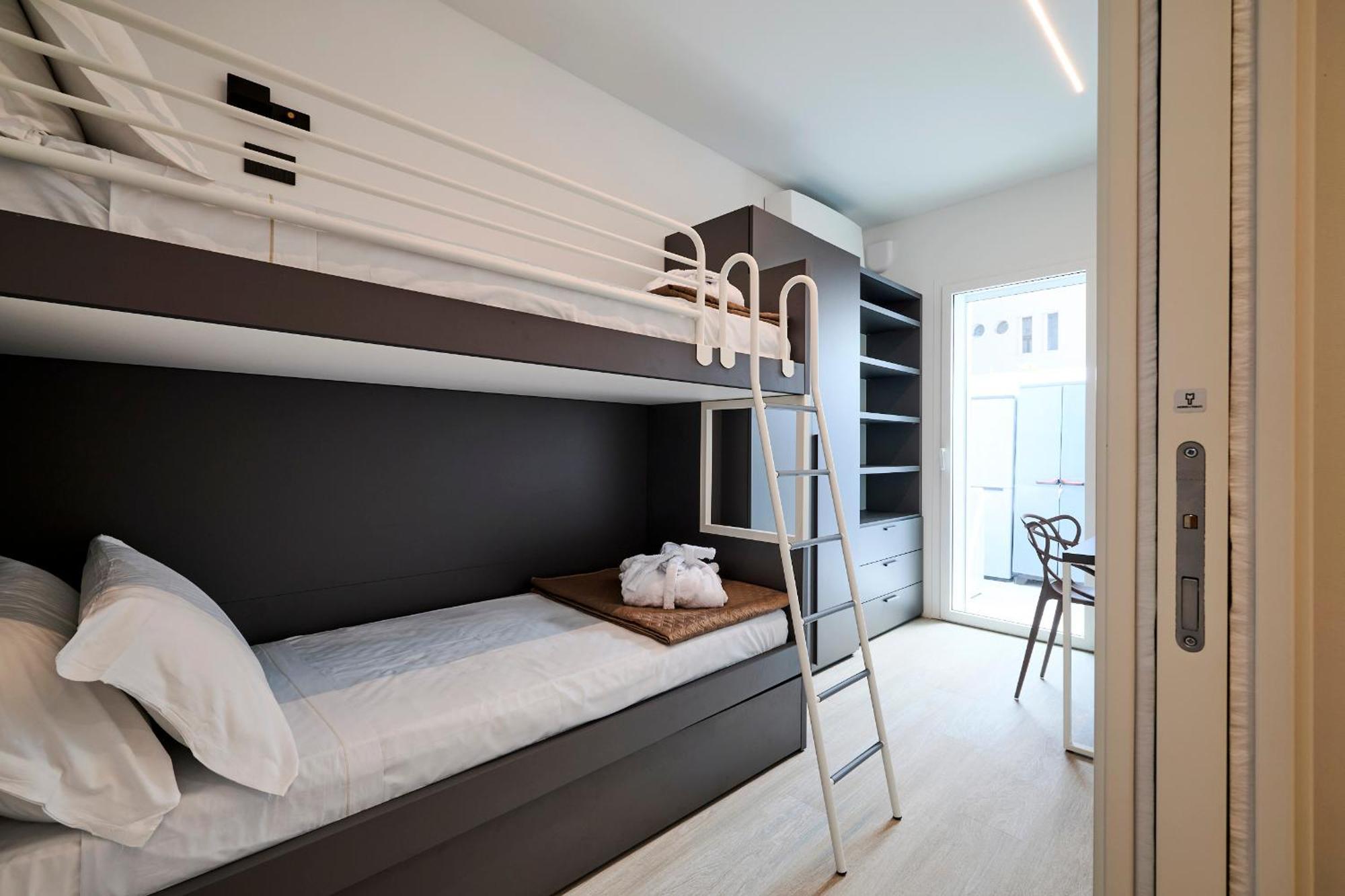 The Twins 1 Luxury Ceccarini - Lungomare Parcheggio Privato Riccione