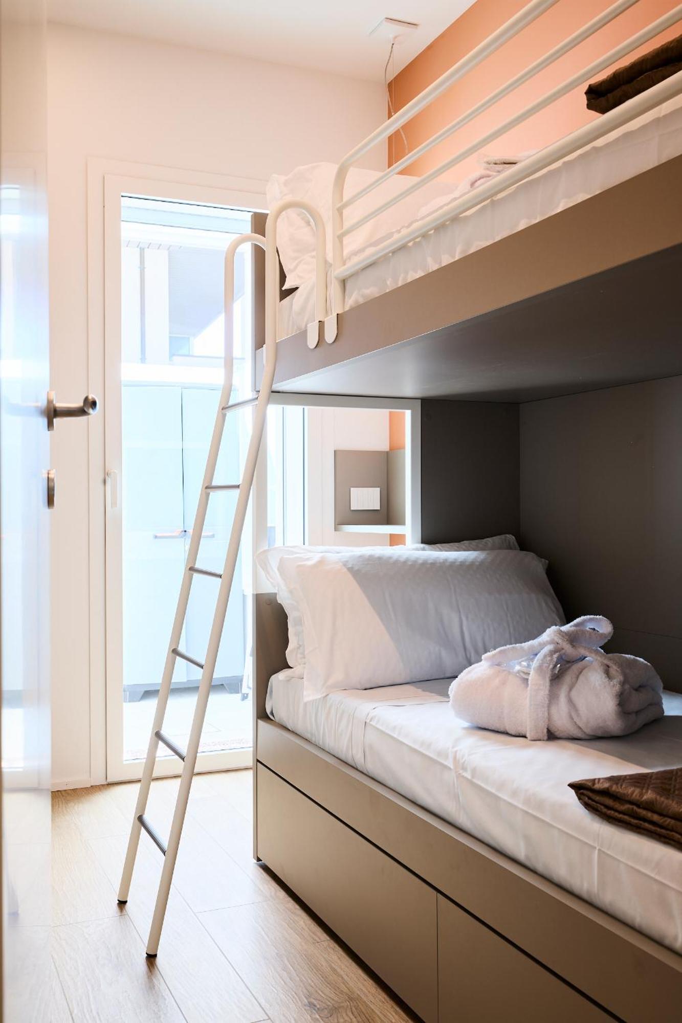 The Twins 1 Luxury Ceccarini - Lungomare Parcheggio Privato * Riccione