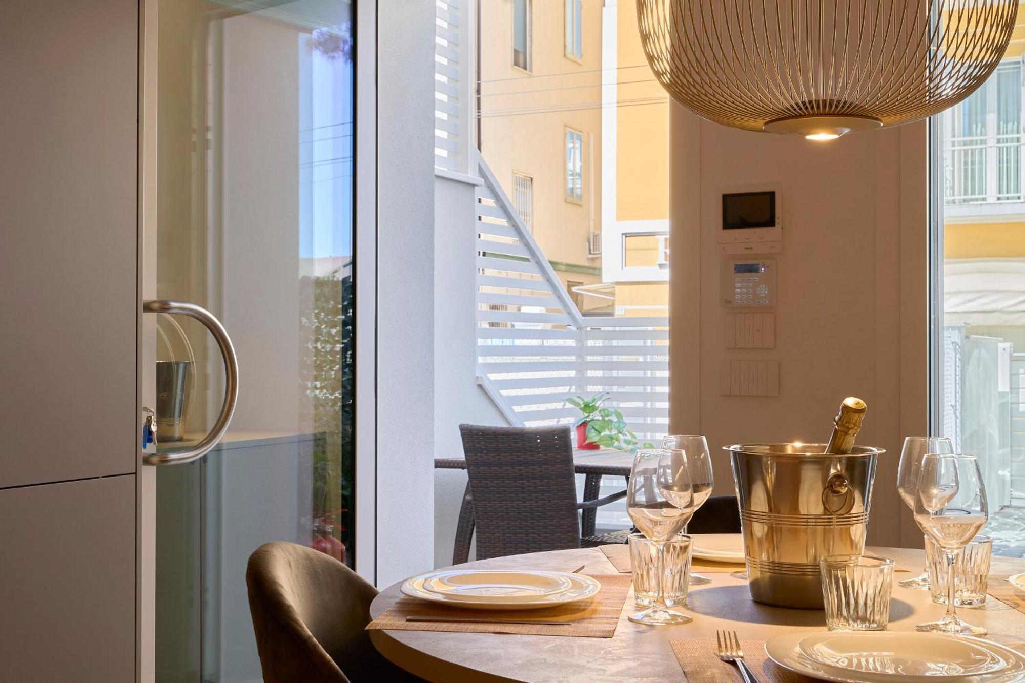 The Twins 1 Luxury Ceccarini - Lungomare Parcheggio Privato